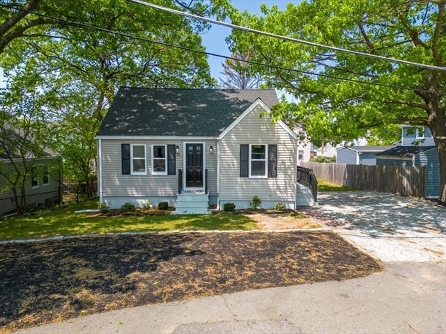 Building Photo - 12 Morrison St