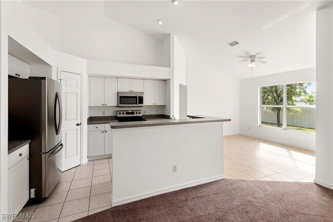 Foto del edificio - 114 SW 19th Terrace