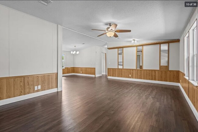 Foto del edificio - 38060 Lawanda Loop
