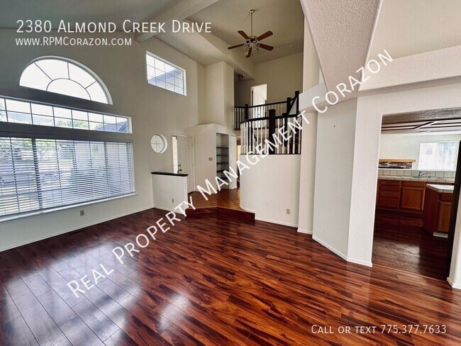 Foto del edificio - 2380 Almond Creek Dr