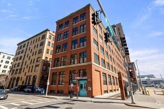 Building Photo - 319 A St