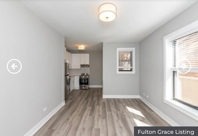 Building Photo - 3913 N Janssen Ave