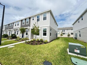 Building Photo - 3140 Skyline Lp
