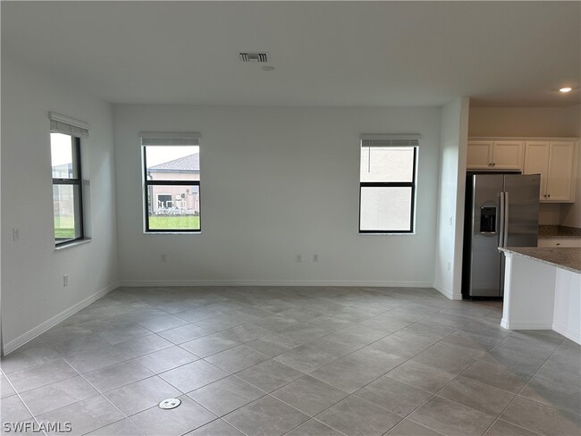 Building Photo - 14922 Portico Blvd
