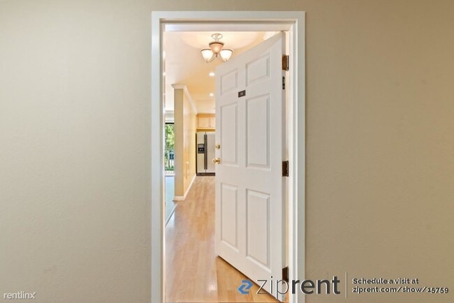 Building Photo - 1 br, 1 bath Condo - 38780 Tyson Ln, Fremo...
