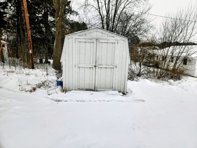 Building Photo - 230 Arlington Dr