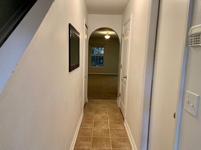 Foto del edificio - Tucked Away Townhome