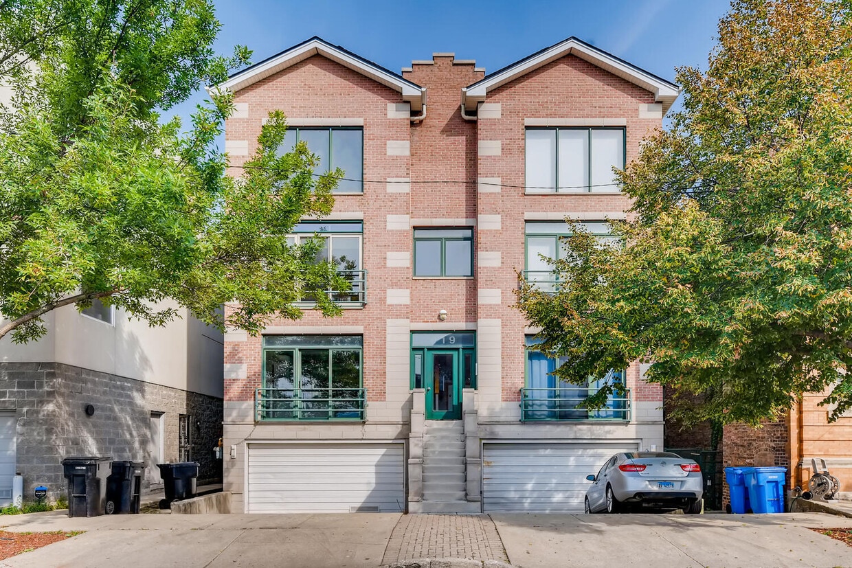 919 N Willard Ct Unit 1N, Chicago, IL 60642 Condo for Rent in Chicago