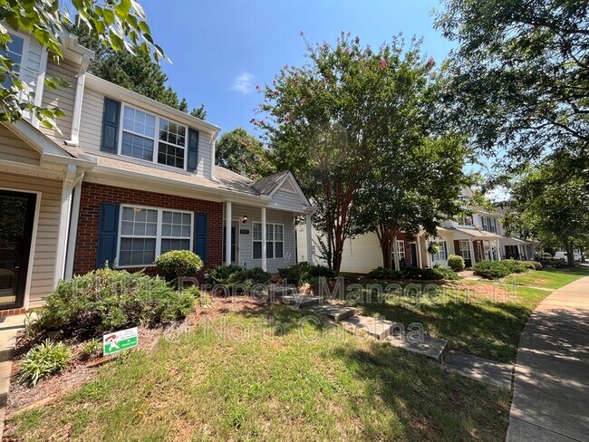 Foto del edificio - 5227 Magnolia Tree Ln