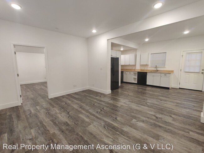 Building Photo - 3 br, 2 bath House - 1 Mill St