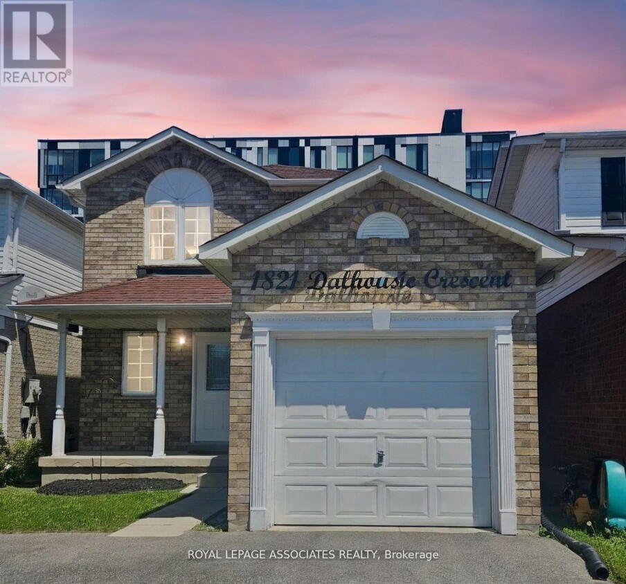 Photo principale - 1821 Dalhousie Crescent