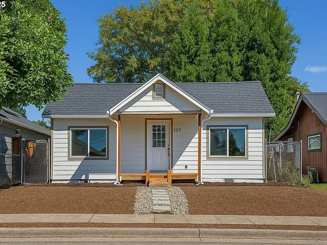 Building Photo - 357 19th Ave
