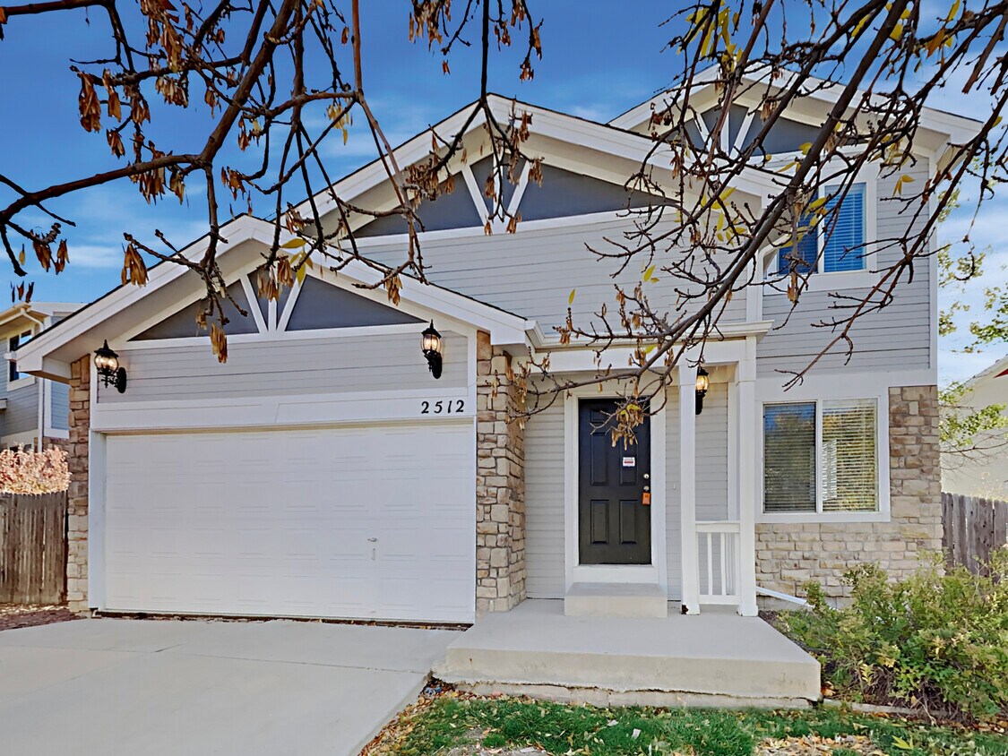 Foto principal - 2512 S Genoa Street