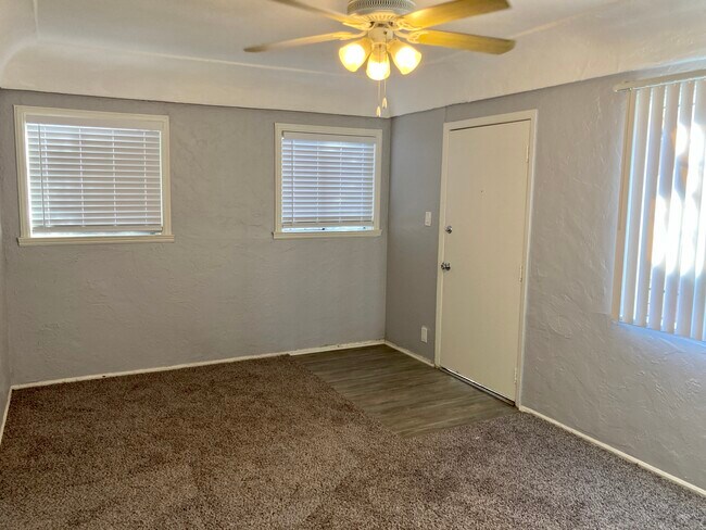 Foto del edificio - 417 E 20th St
