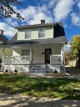 Building Photo - 3540 E 133rd St