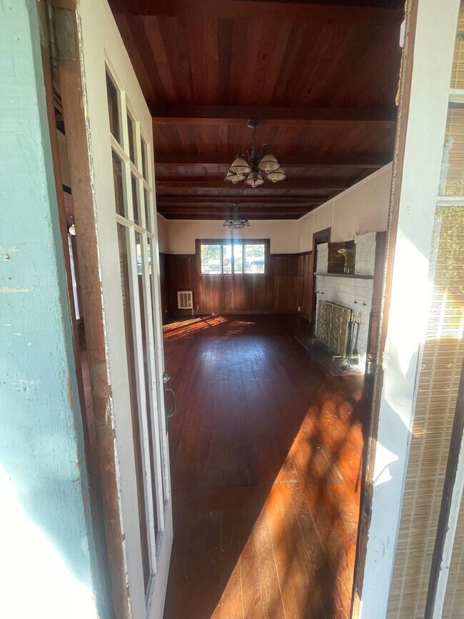 Foto del edificio - Pacific Grove quaint cottage