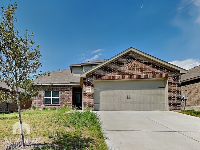 Building Photo - 1117 Clark Dr