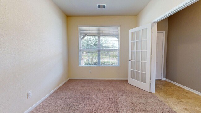 Foto del edificio - 15103 Signal Ridge Way