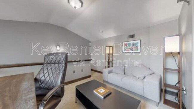 Foto del edificio - 3233 Osage St