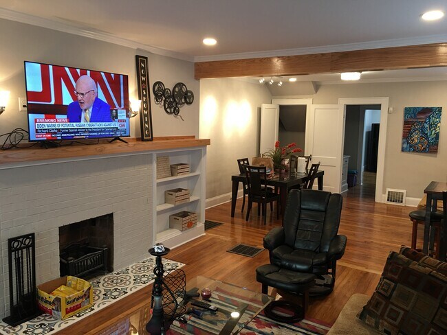 Foto del edificio - 2539 N Bayard St