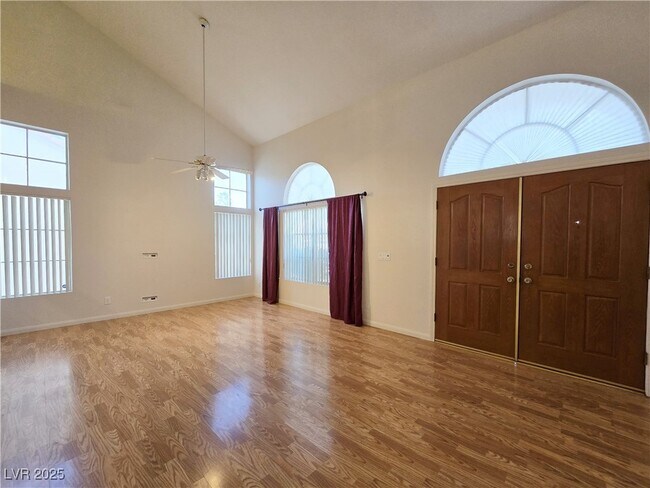 Building Photo - 3697 Ferndale Cove Dr