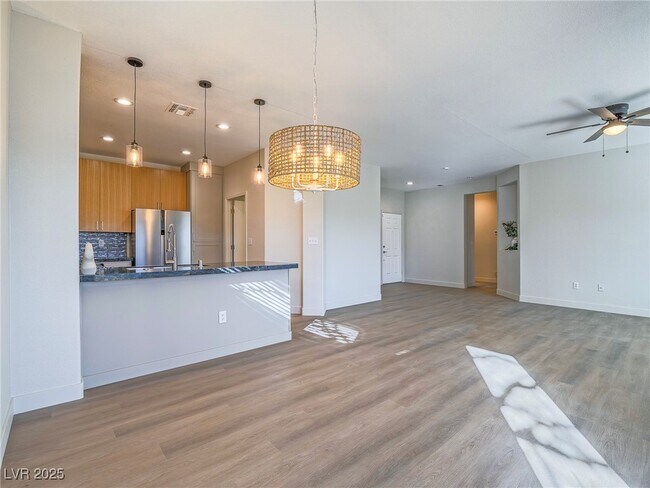 Foto del edificio - 1510 Fieldbrook St
