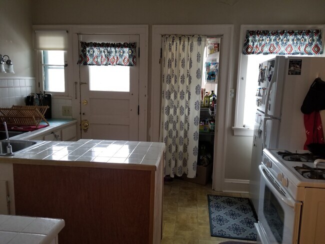 Foto del edificio - 2957 E Derbyshire Rd