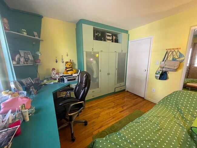 Foto del edificio - 2817 Bragg St