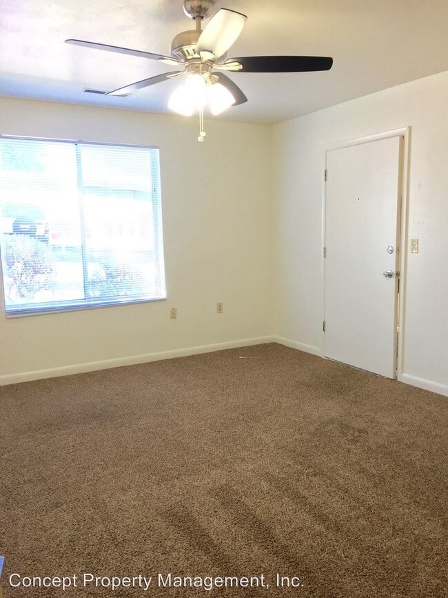 Building Photo - 290 Odell Lane 100 N