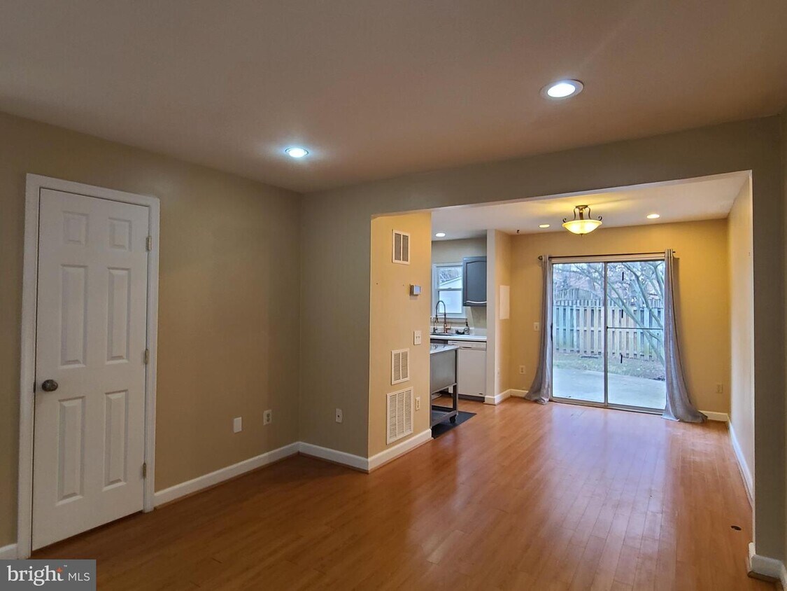 1347 Alderton Ln, Silver Spring, MD 20906 Townhome Rentals in Silver