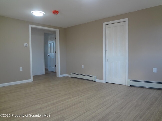 Foto del edificio - 539 Back St