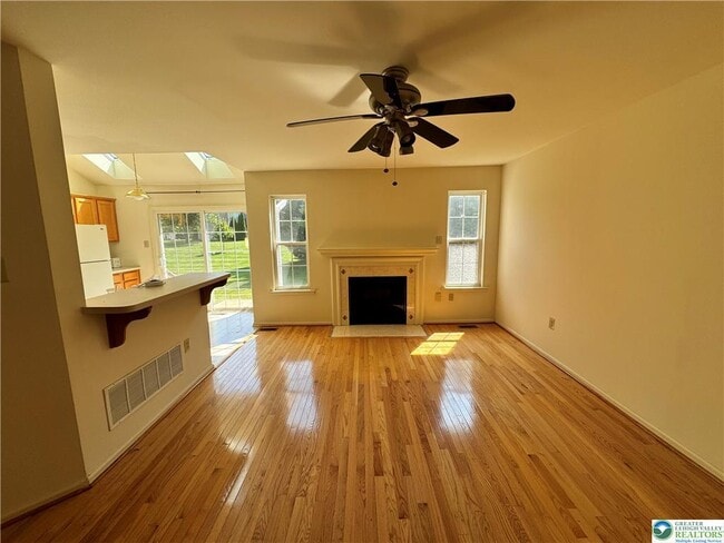Building Photo - 4142 Huckleberry Dr