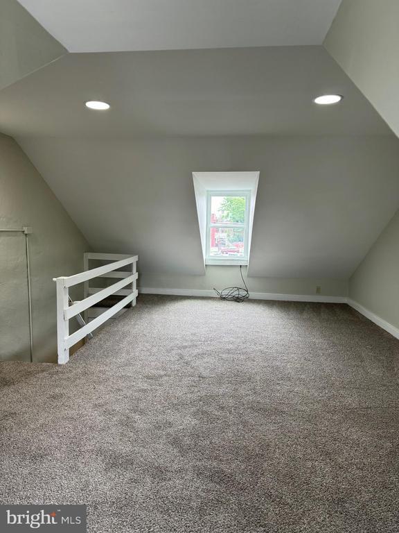 Foto del edificio - 107 S Queen St