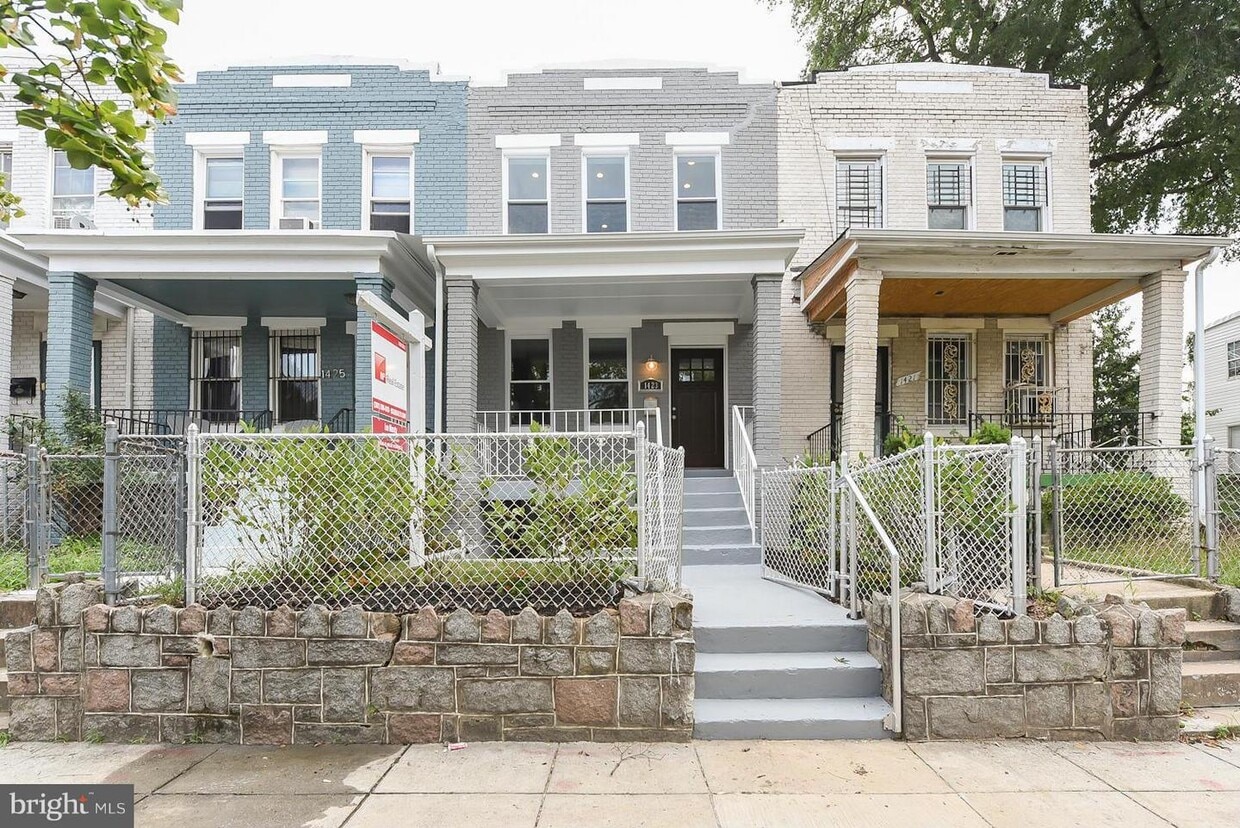 Photo - 1423 Montello Ave NE (Washington, DC)