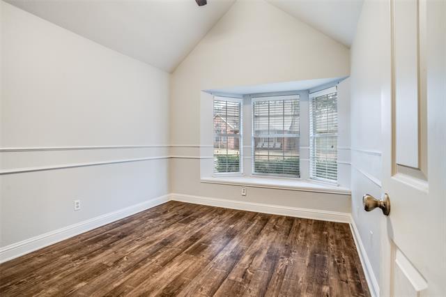 Foto del edificio - 507 Glenn Ln