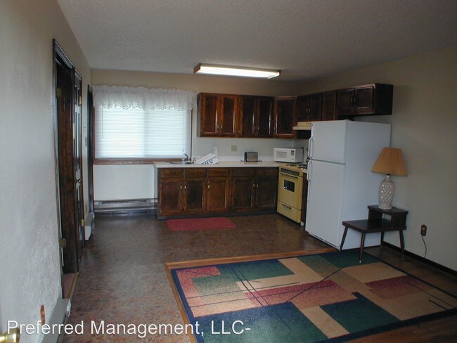 Building Photo - 7600 Ridge Rd