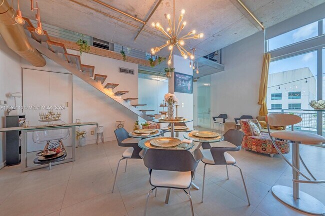 Foto del edificio - 690 SW 1st Ct