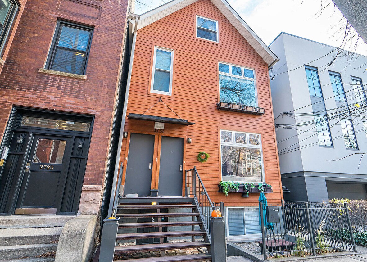 Foto principal - 2731 N Seminary Ave