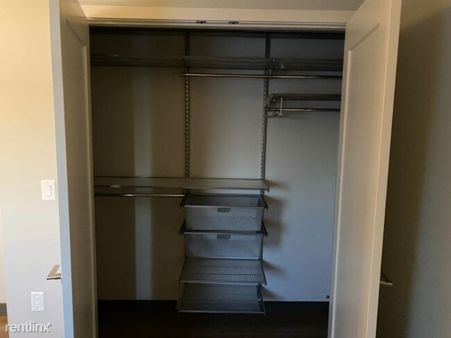 Building Photo - 2 br, 2 bath Apartment - 130 Border Street