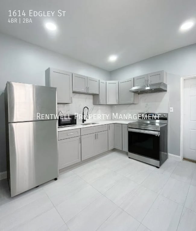 Photo - 1614 Edgley St House