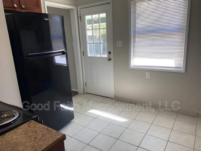 Building Photo - 2280 Darlington Dr