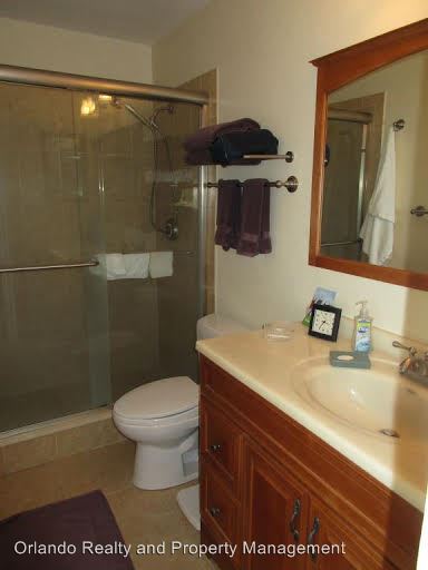 Foto del edificio - 2804 Oak Ln
