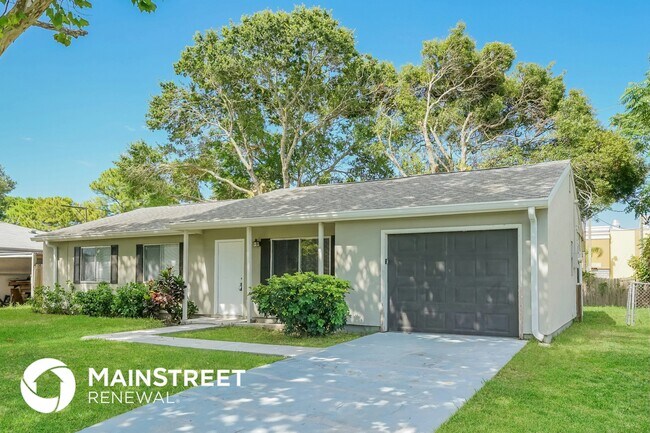 Foto del edificio - 241 Manth Ave