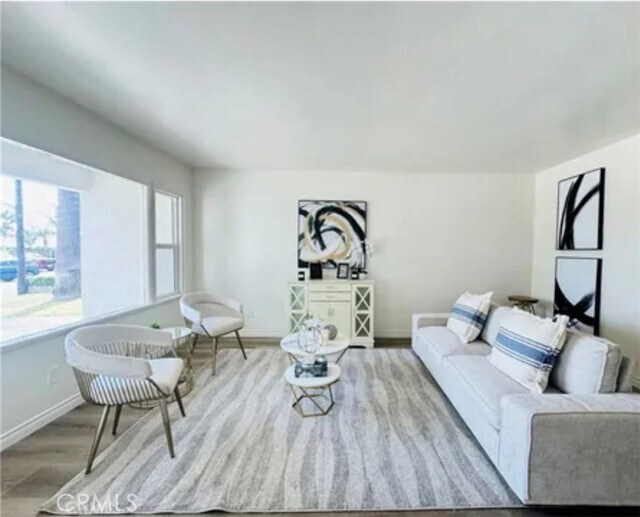 Foto del edificio - 17472 Paine St
