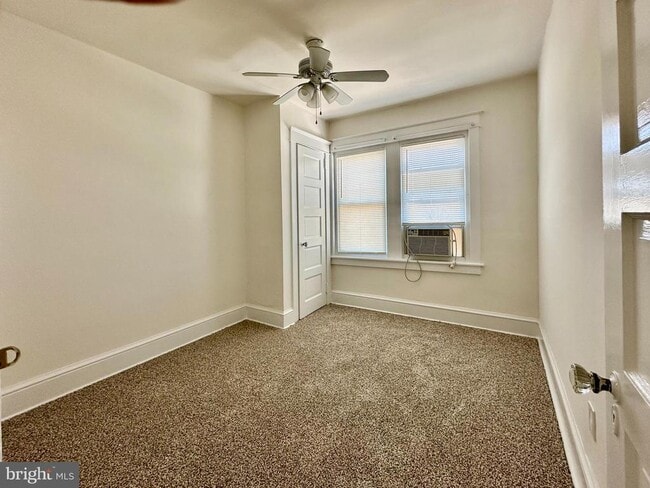 Foto del edificio - 228 N Orange St