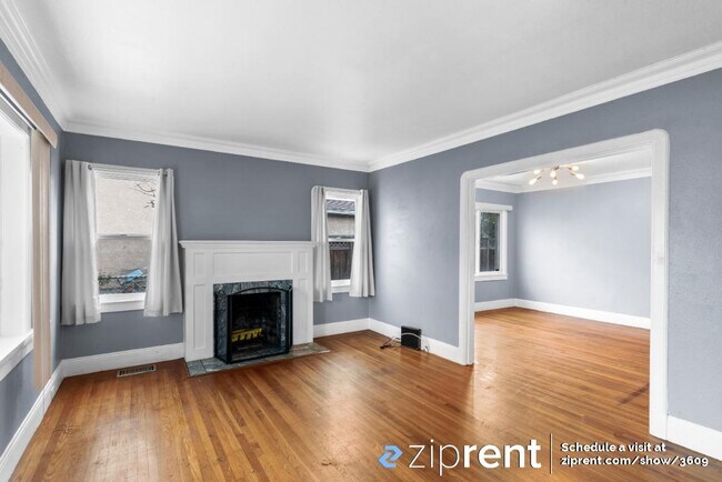 Building Photo - 265 Bancroft Ave