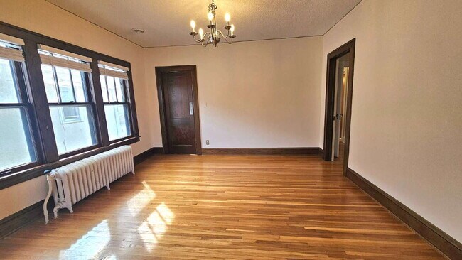 Foto del edificio - 4536 Grand Ave S