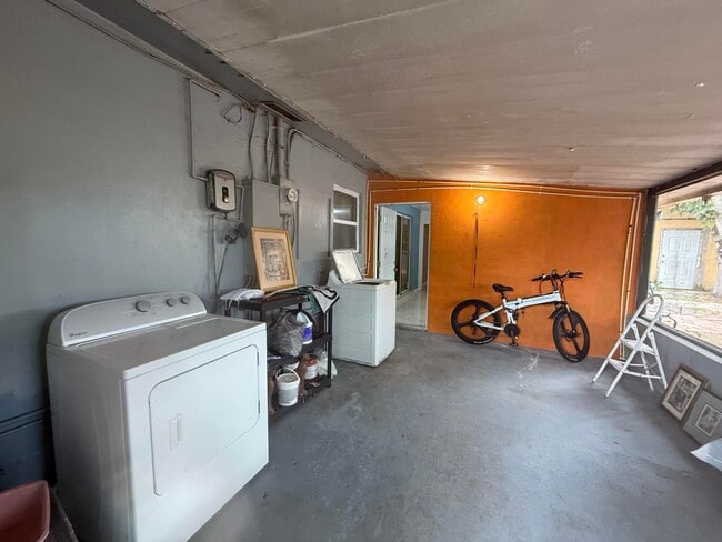 Foto del edificio - 710 N 66 Terrace