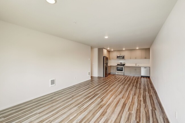 Interior Photo - Grand Pacific Apartments