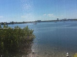 Foto del edificio - 3000 Marcos Dr